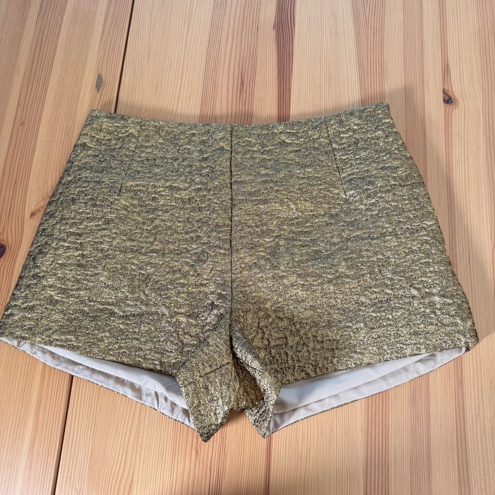 NWT H&M  Limited Gold Shimmery Jacquard Weave Mini Shorts Festival Glam 4